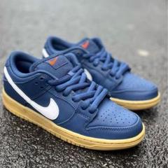 NIKE ダンクSBのサムネイル