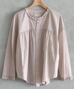 GASA*／24SS 定価4万円 双子座 フリルカラーブラウス スモーキー