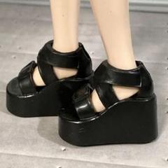 1/6ドール　靴　厚底サンダル　黒　リカちゃん　ブライスにのサムネイル