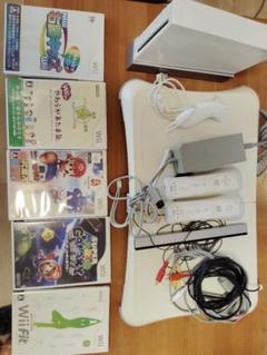 wii本体＋バランスwiiボード＋wii fit他ソフト5本