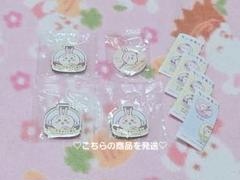 新品★ちいかわ★くら寿司☆うさぎ/あの子☆マグネット×3/缶バッジ×1セット☆