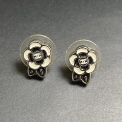 シャネル　カメリア　ココマーク　ピアス　正規品　CHANEL 刻印有り　美品