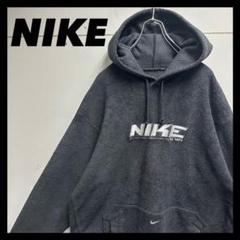 NIKE 刺繍ロゴ　フリース　パーカー