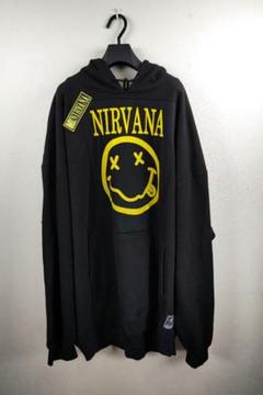 古着再構築 超ビッグサイズ NIRVANA スマイリーフェイス パーカー 古着再構築 超ビッグサイズ NIRVANA スマイリーフェイス