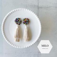 マルチカラーなつぶつぶ×2連タッセル(アイボリー) ビーズ刺繍ピアス/イヤリング