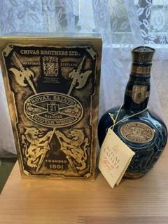 CHIVAS ROYAL SALUTE 21年 陶器ボトル 700ml 40度
