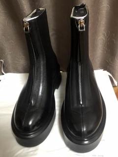 THE ROW ZIPPED BOOTI金子綾カミナンドモンクレールMiuMiu THE ROW ZIPPED BOOTI金子綾カミナンドモンクレールMiuMiu