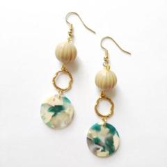 №943·ハンドメイドピアス