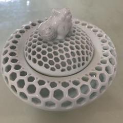 平戸三川内焼 透かし白磁香炉 古美術 骨董品