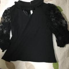 黒のカットソー トップス 袖レース