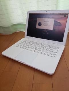 Macbook MC207J/A
