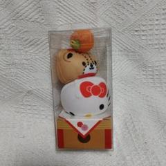 美品 ハローキティ 福まねき ぬいぐるみ 鏡餅 - メルカリ