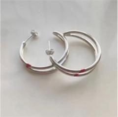 2022年最新】JIMIN RED CARVING EARRINGの人気アイテム - メルカリ