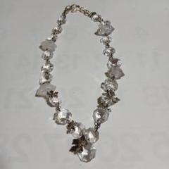 水晶 クリスタルフラワーモチーフネックレス
