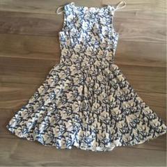 つばめ柄ワンピース closet ひざ丈プリーツ