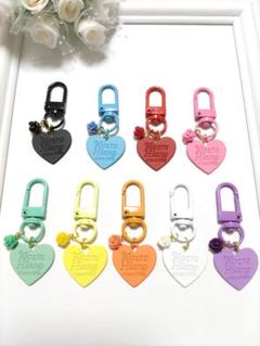 ハンドメイドチャーム　ミニキーホルダー　ハート♡プレート　人工石薔薇　カラフル
