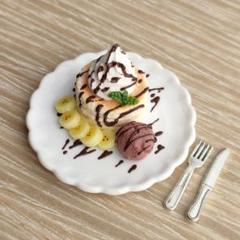 ミニチュアフード　チョコバナナパンケーキ　ドールハウス　ねんどろいど　シルバニア