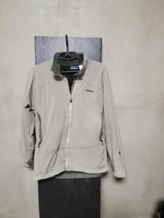 Patagonia ナイロンジャケット　R4