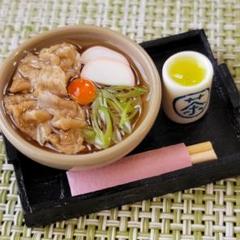 ミニチュアフード 月見肉うどん