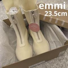emmi エミ Vibramニットブーツ レディース 23.5cm アイボリーのサムネイル