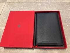 新品未使用　超レア　フェラーリの二つ折り財布 新品未使用 超レア フェラーリの二つ折り財布 - メルカリ