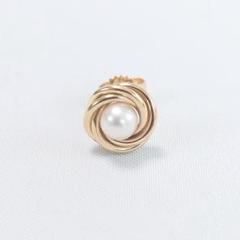 【新品仕上げ済】 ティファニー K18 パール ピアス 片耳用 4757