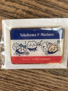 マリノス　ちいかわ　コラボピンバッジ マリノス ちいかわ コラボピンバッジ - メルカリ
