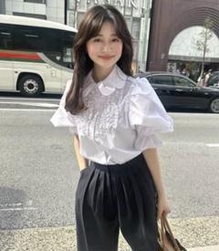 セール新品未使用・即日発送Bibiy. CORA PUFF BLOUSE - メルカリ