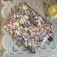 シンプルなマルチポーチ（リバティ・ソープ2）※ハンドメイド