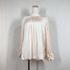 【VIS】長袖　ブラウス　F　前後2WAY サテンギャザースタンドブラウス　美品