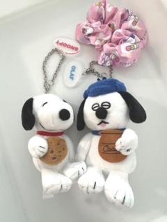 ぬいぐるみスヌーピーキーホルダー2個とシュシュセット