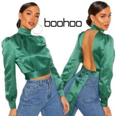 ⭑boohoo： ハイネック バックオープン サテンシャツ(Ｓ)のサムネイル