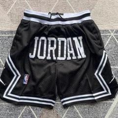 【新品未使用】◆希少◆JORDAN×Gatorade：バスパン 黒 白 XXL 新品未使用】◇希少◇JORDAN×Gatorade：バスパン 黒 白 XXL