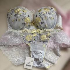 【新品未使用】リサマリ　ブラ　３枚セット　F75 2869211ef.jpg
