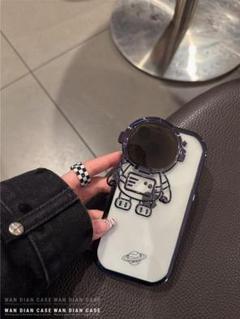 ﻿iPhone14promaxケース カメラ保護　宇宙飛行士 銀 スマホケース