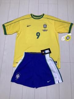 ナイキ　ブラジル代表　ロナウド　1998 W杯　ユニフォーム　パンツ　未使用 ナイキ ブラジル代表 ロナウド 1998 W杯 ユニフォーム パンツ 未