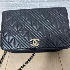 CHANEL ブラック ショルダーバッグのサムネイル
