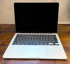 MacBook Air M4 13インチ 2025 1TB スターライト)