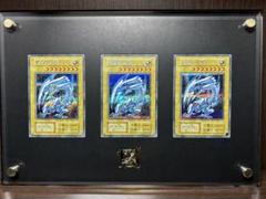 青眼の白龍 シークレット エラー 海馬セット 青眼の白龍3枚セット[ｼｰｸﾚｯﾄﾚｱ]《海馬セット復刻版 ディスプレイ