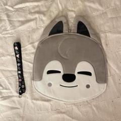 スキズ skzoo ウルフチャン WolfChan 手袋 うちわカバー Stray Kids スキズ ウルフチャン Wolf Chan うちわケース - メルカリ