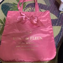 Maison de FLEUR フロントリボントートバック 【ピンク】