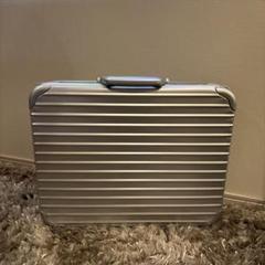 八3153【中古品】RIMOWAリモワジュラルミンアタッシュケース※鍵無し