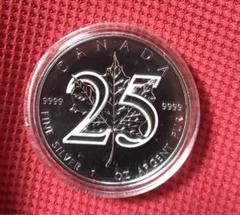 世界100枚限定！ メイプルリーフ 銀貨 カラー スズメバチ 森の自然融和 世界100枚限定！ メイプルリーフ 銀貨 カラー スズメバチ 森の