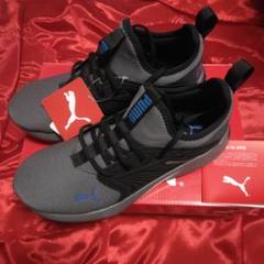 送料込☆PUMA☆ソフトライドフライ/スニーカー☆グレー/ブラック/ブルー