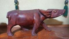 木製 牛の彫刻 約45cm