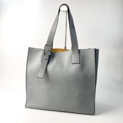 2025年最新】loewe バックルトートの人気アイテム - メルカリ
