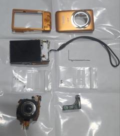 ジャンク Canon IXY 210F バッテリー無し ジャンクCanon IXY 210F部品取り バッテリー+チャージャー付き