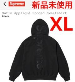 新品未使用◼️ 黒Satin Appliqué Hooded Sweatshirtのサムネイル