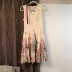 ベルト付き 花柄 プリーツワンピース