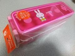 ミッフィー 箸付き二段弁当箱の中古 未使用品を探そう メルカリ